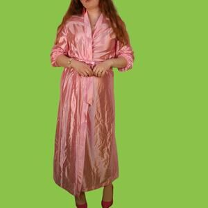 Vintage Pastel Pink Satin Robe, M